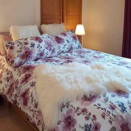 Boutique Cottage In The Heart Of Buxton Town Экстерьер фото