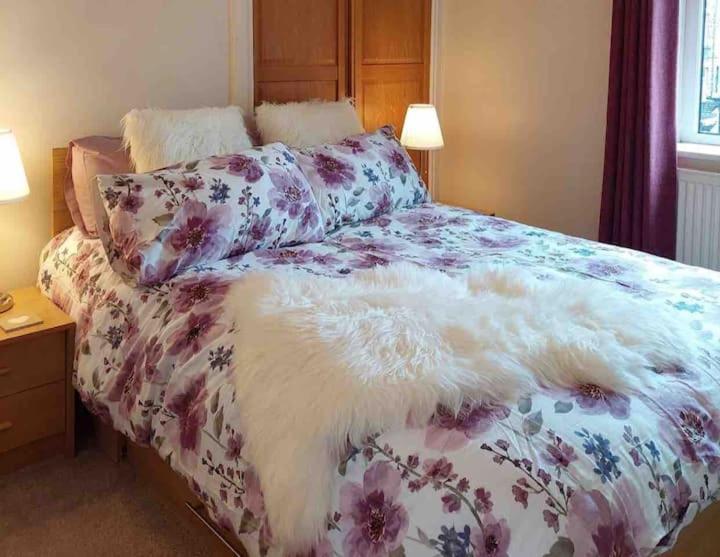 Boutique Cottage In The Heart Of Buxton Town Экстерьер фото